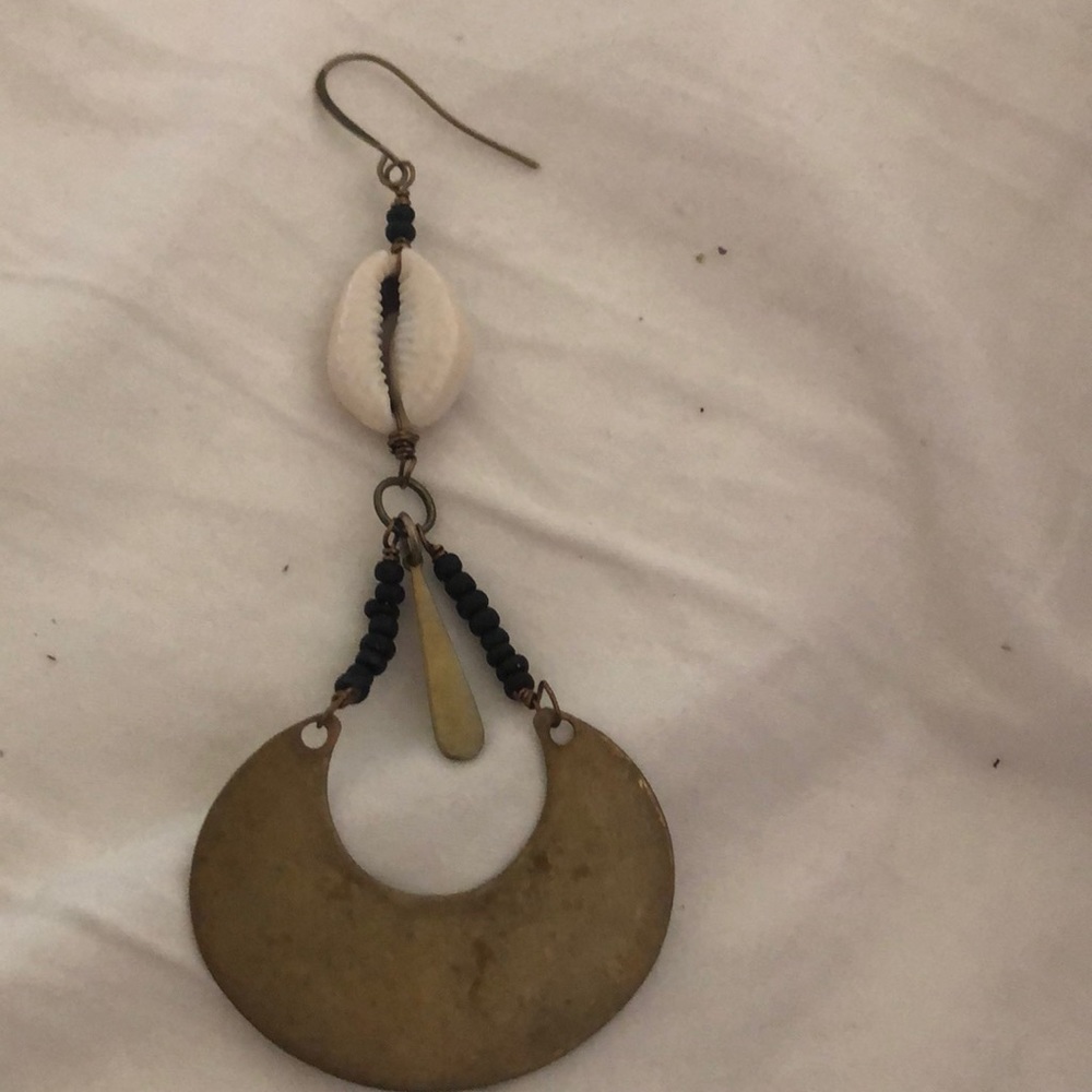 Earrings - Picture 2 of 2